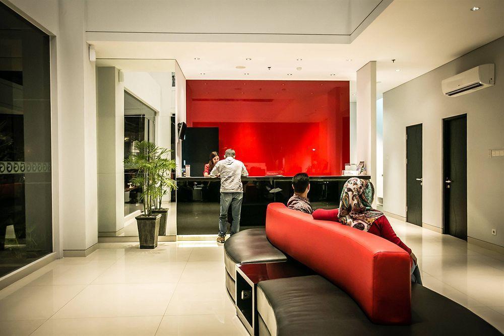 G Suites Hotel By Amithya Surabaya Exterior foto